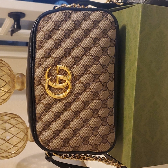 Gucci Marmont Crossbody - Picture 4 of 4